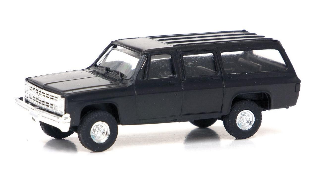 Trident Miniatures 90014S HO Black Chevrolet Suburban