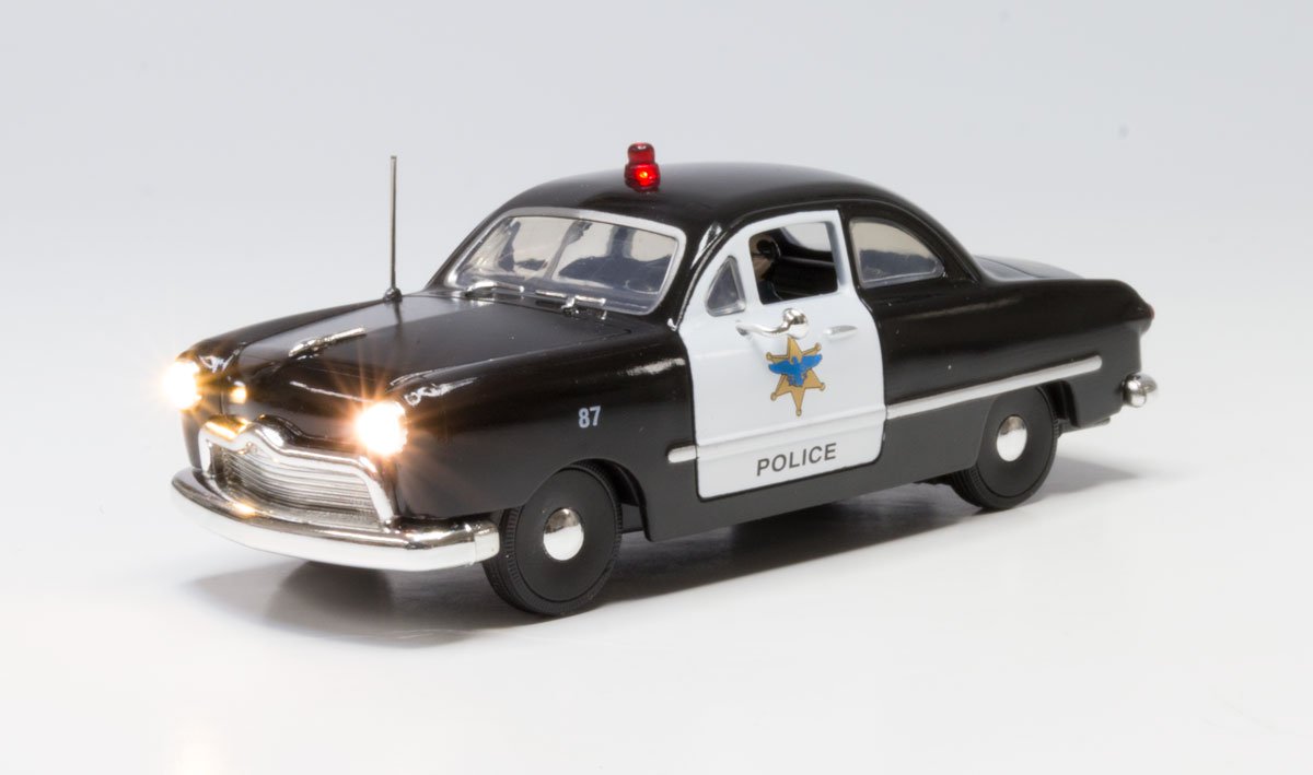 Woodland Scenics JP5973 O Just Plug Police Car Lighted Vehicle