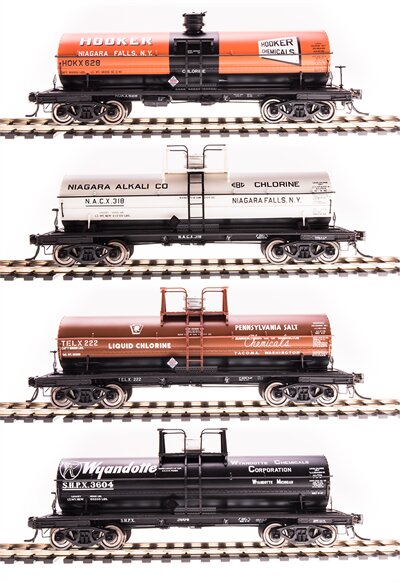 Broadway Limited 6177 HO Early 1950's Variety Set D 6000 Gallon Tank (Pack of 4)