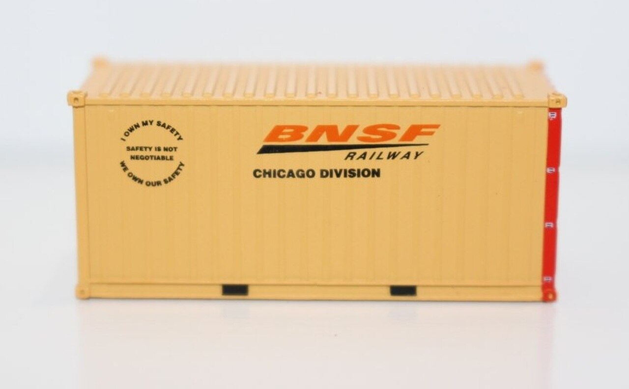 JTC Model Trains 205331 N BNSF 20' Std Height Container with Magnetic System