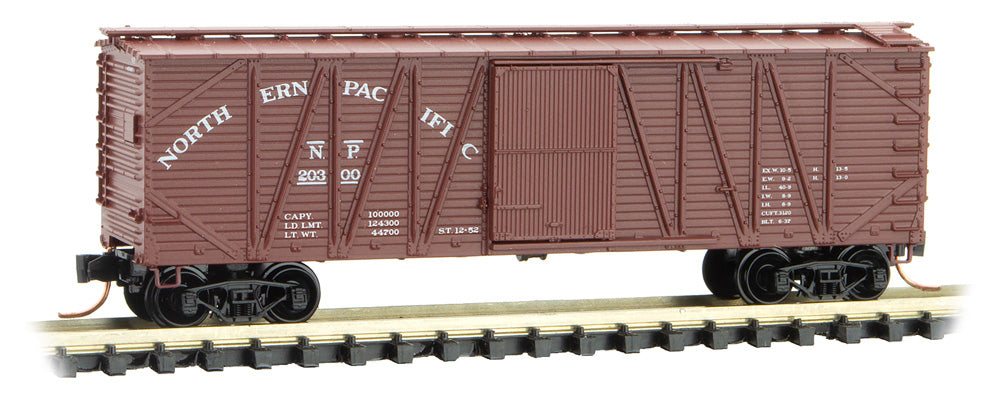 Micro-Trains 02800250 N NP 40' Outside Braced Single Door Boxcar #20300