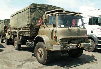 Trident Miniatures 87226 HO Unpainted Bedford MJ 4x4 Low-Side Truck Resin