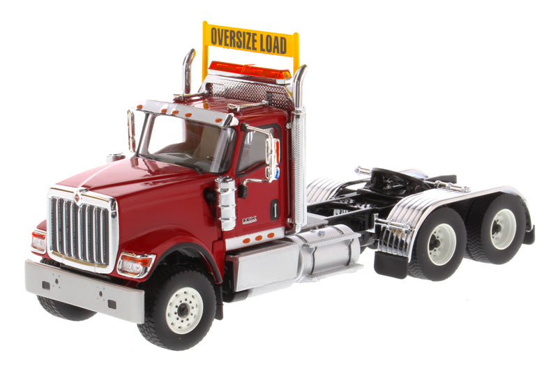 Diecast Masters 71002 1:50 Red International HX520 Day Cab Tandem Tractor
