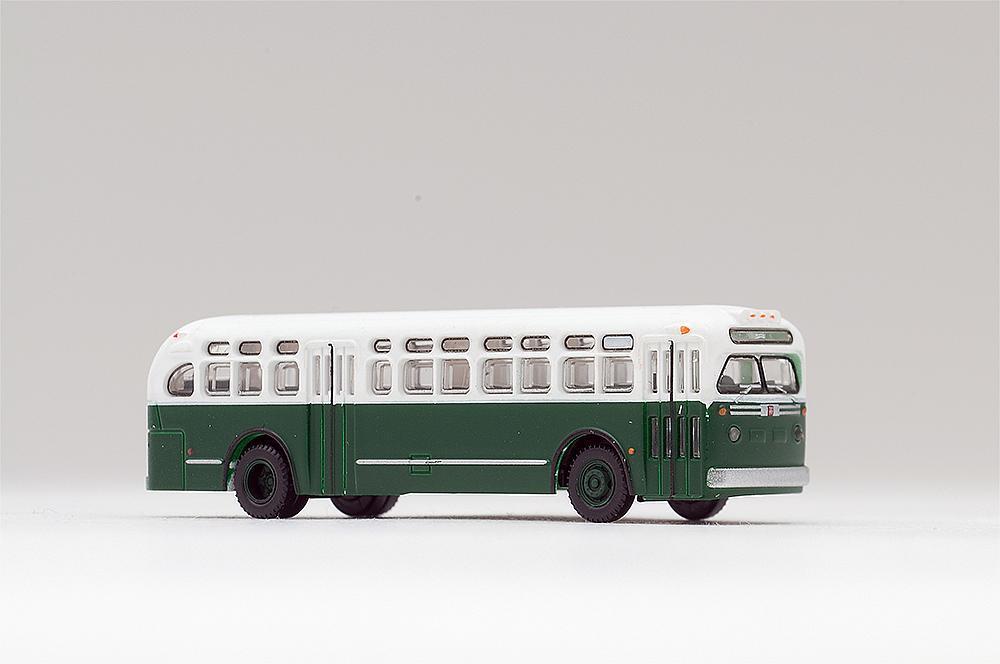 TomyTec 264354 N The World Bus Collection: Green GMC TDH4512