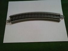 Bachmann 44504 HO Nickel Silver 33.25" Radius 18° Curved E-Z Track Section