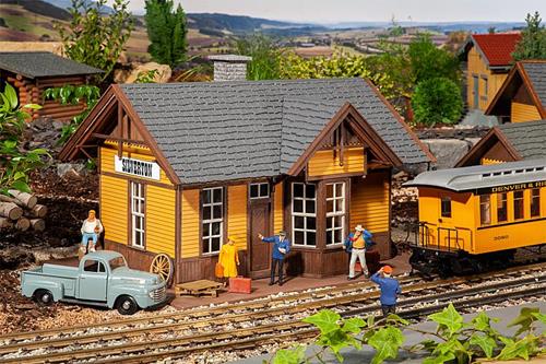 Pola 330850 G Silverton American Station Kit
