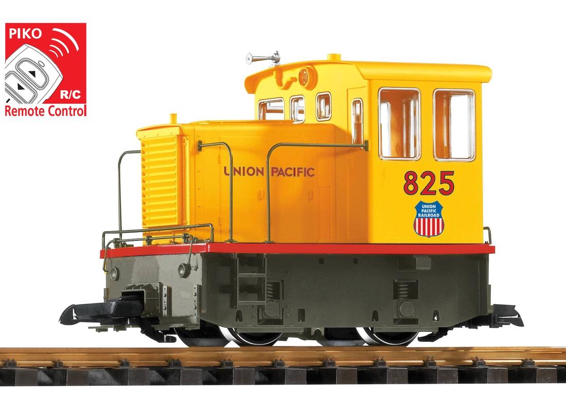 Piko 38504 G Union Pacific R/C GE 25-Ton Diesel Locomotive #825