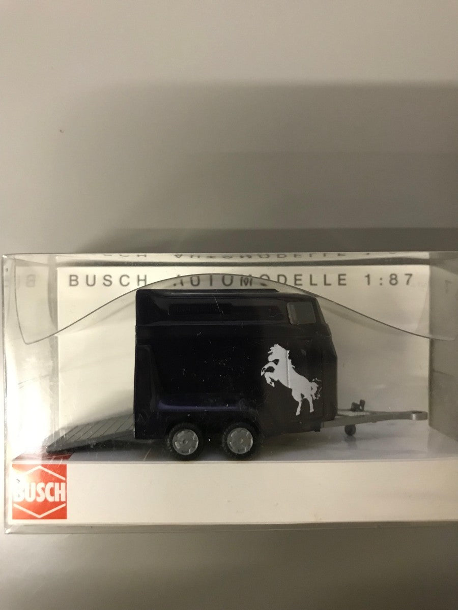 Busch 44904 HO Horse Trailer