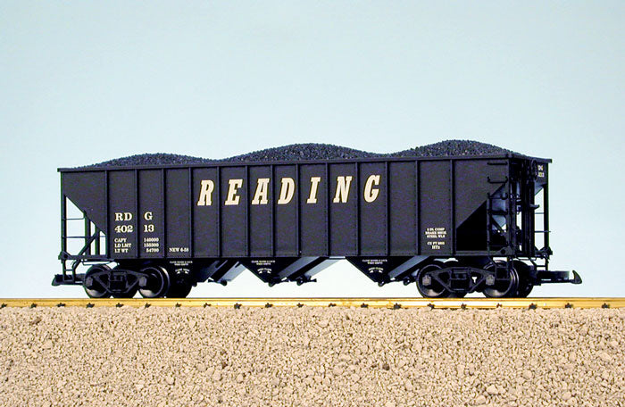 USA Trains R14015 G Reading 70-Ton 3-Bay Coal Hopper with Coal Load
