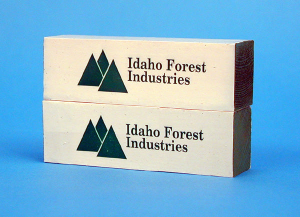USA Trains R1740D G Idaho Forest Industries Center Beam Load