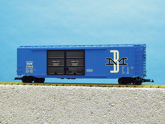 USA Trains R19317B G Boston & Maine 50' Steel Box Car w/AAR Double Door #77019
