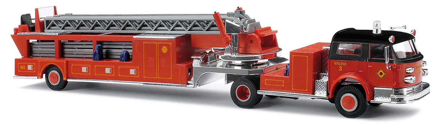Busch 46019 HO Fire Dept American-LaFrance Ladder Trailer Truck w/Closed Cab
