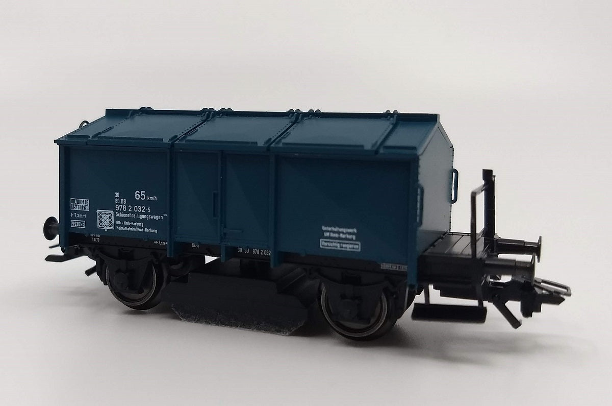 Marklin 46049 HO German Federal Railroad DB Track Cleaning Car
