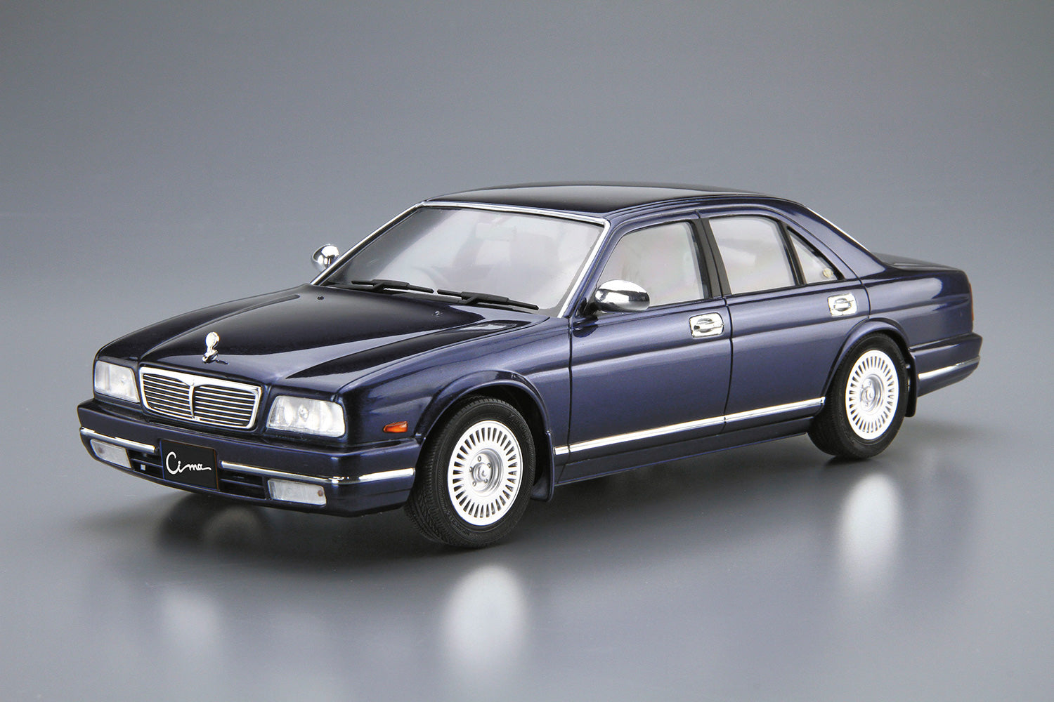 Aoshima Models 059531 1:24 1991 Nissan CIMA Y32 Type III
