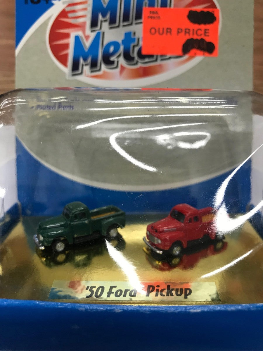 Classic Metal Works 50206 N Mini Metals Red & Green Ford '50 1/2-T Pickup Trucks