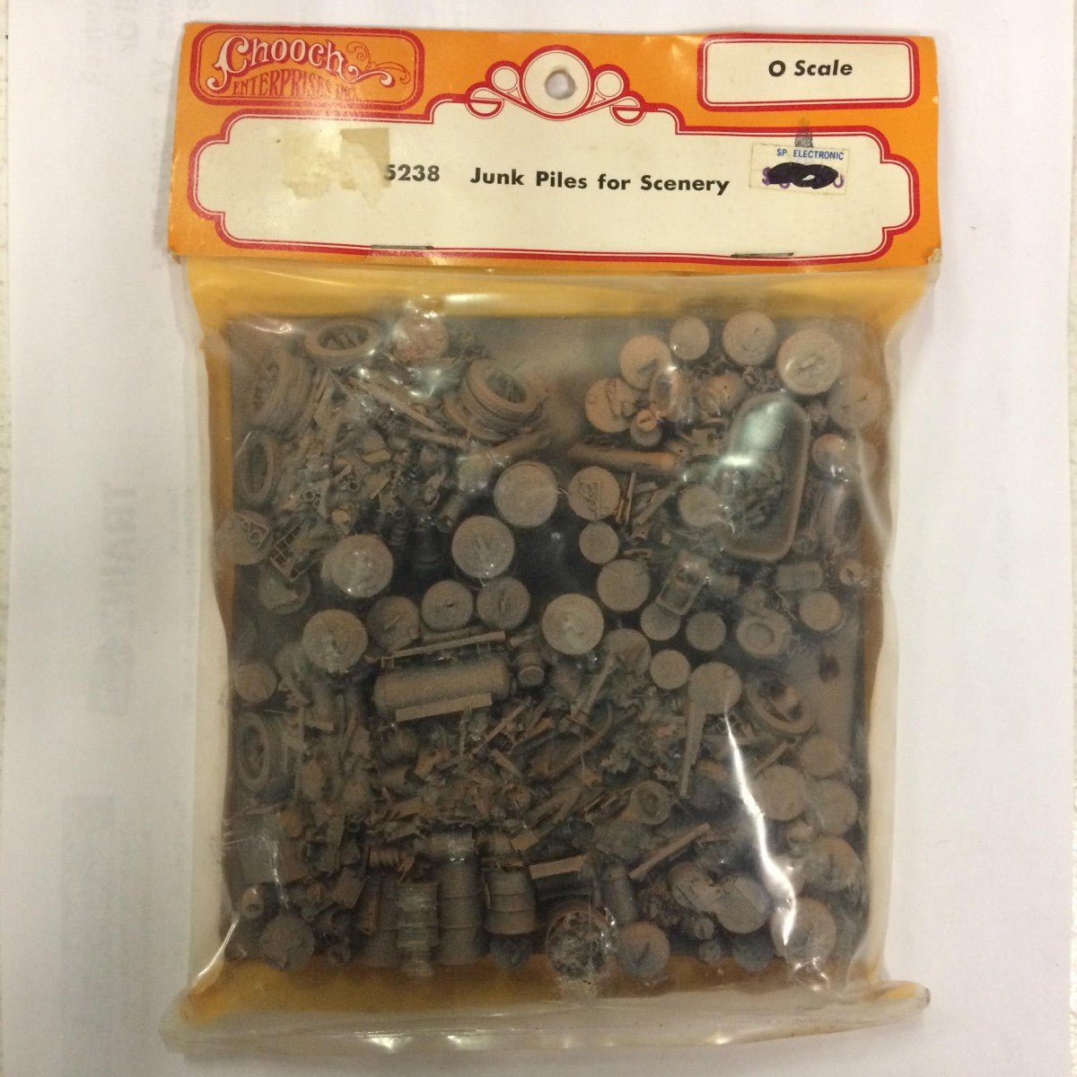 Chooch Enterprises 5238 O Junk Piles for Scenery