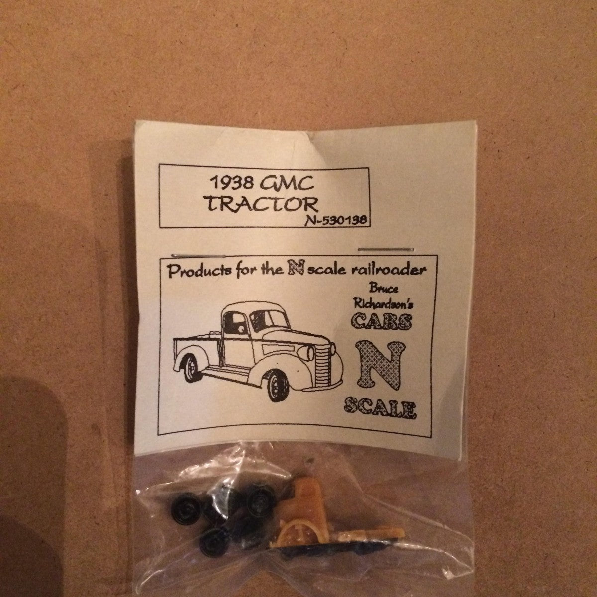 Bruce Richardson 530138 '38 GMC Tractor Resin Kit