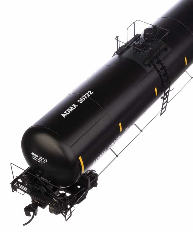 Walthers 920-100621 HO ADMX 55' Trinity 30,145-Gallon Tank Car RTR #30722