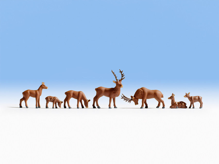 Noch 36730 N Deer Figures (Set of 9)