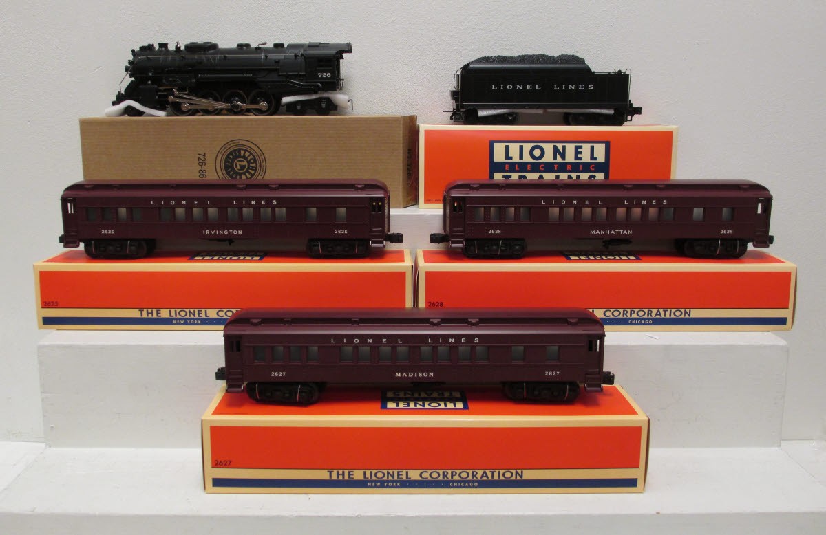 Lionel 6-38308 O Gauge PCC #2146WS Berkshire Madison Passenger Set