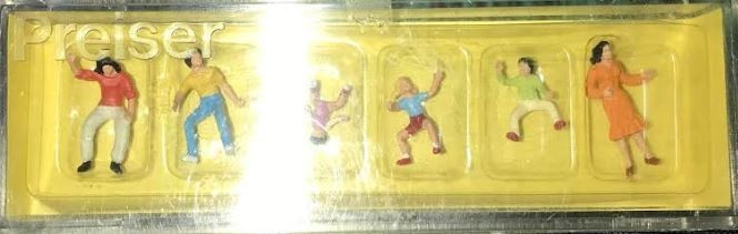 Preiser 0652 HO Merry Go Round Riders Figures (Set of 6)