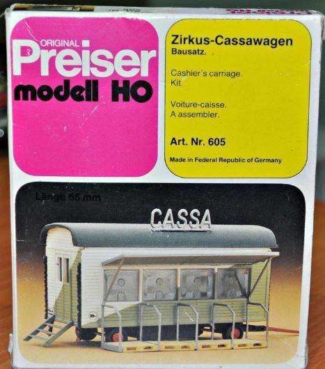 Preiser 605 HO Cashier's Carriage Plastic Model Kit