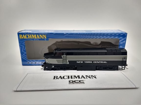 Bachmann 61803 HO Scale NYC RF16A Sharknose Diesel Locomotive w/ DCC