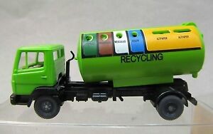 Wiking 20643 HO Recycling Container Vehicle