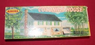 Aurora 652-.98 HO Colonial House Building Kit