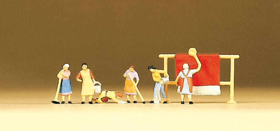 Preiser 79051 N Women Cleaning Figures (Set of 6)