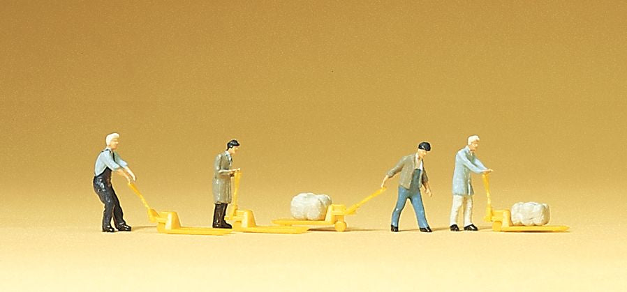 Preiser 79081 N Delivery Men with Loads Figures (Set of 3)