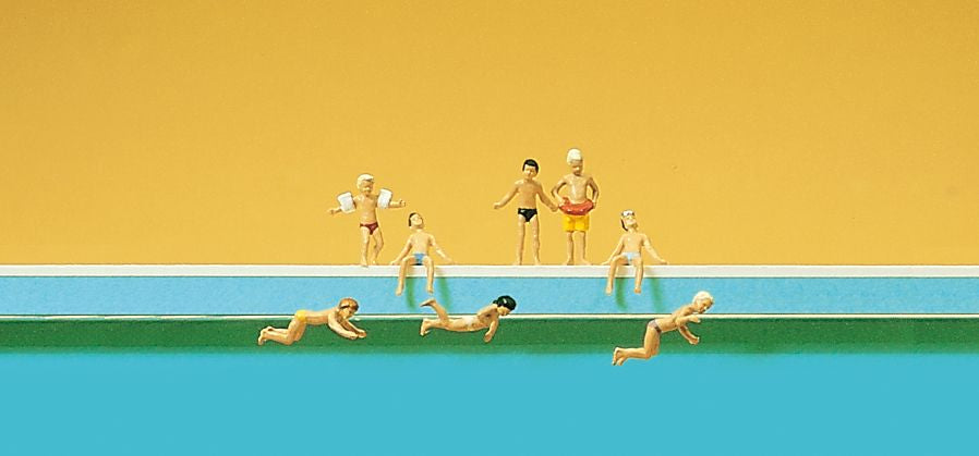 Preiser 79091 N Children at the Swimming Pool Figures (Set of 8)