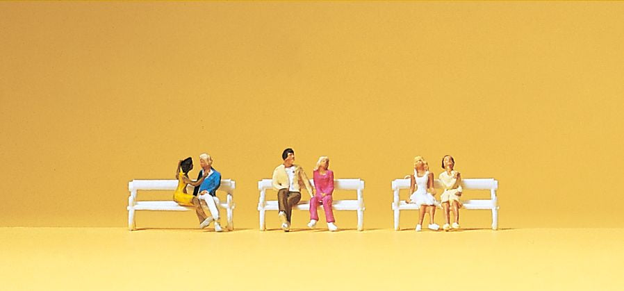 Preiser 79092 N Seated Couples Figures with Benches (Set of 6)