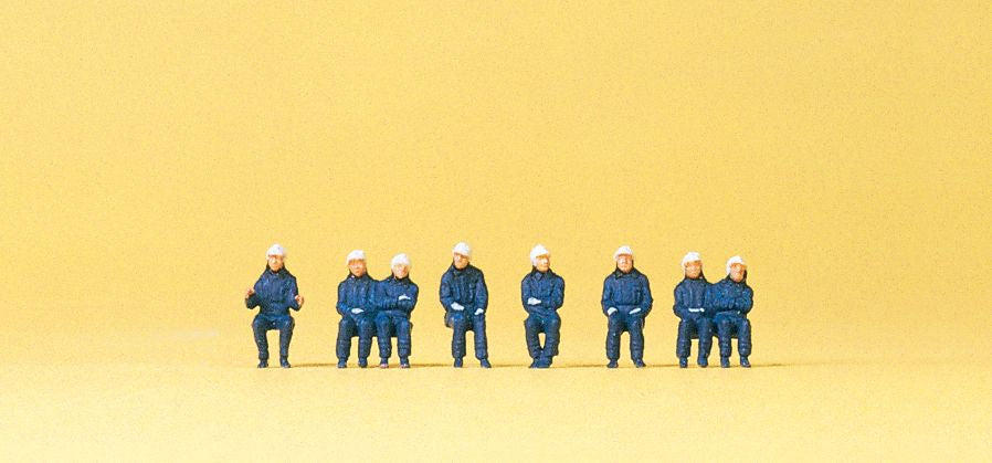 Preiser 79172 N Seated Firefighters Figures (Set of 8)