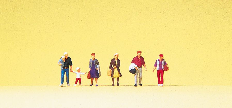 Preiser 79198 N Walking Passengers Figures (Set of 6)