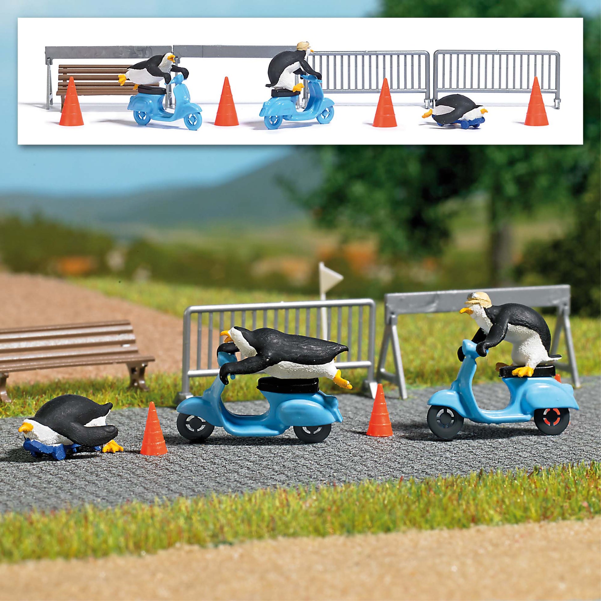 Busch 7925 HO Penguin Scooter Ride Action Set