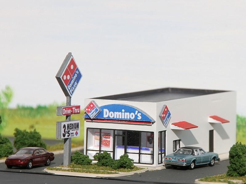 Custom Cuts by Summit USA DP-002 N Domino's Pizza Restaurant Kit