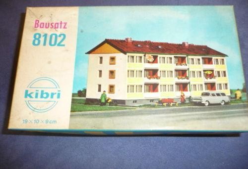 Kibri 8102 HO Scale Apartment Building Kit