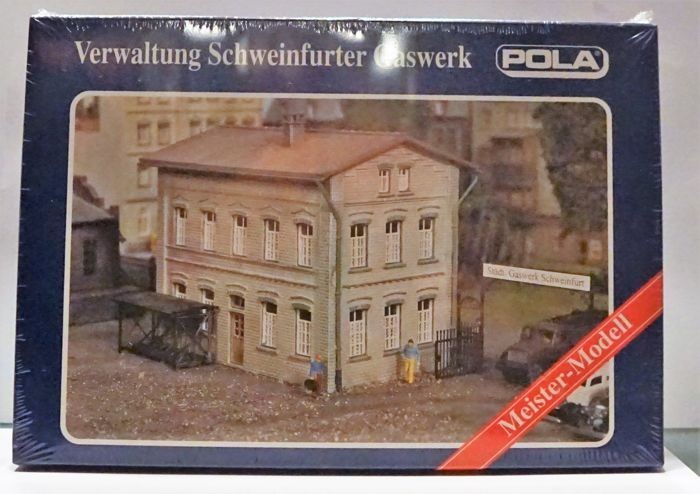 Pola 853 HO Schweinfurt Gas Co. Administration Building Kit