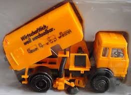 Herpa 858005 HO Iveco Turbo Street Sweeper Truck