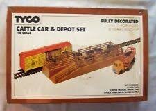 Tyco 869 HO Horse Car and Depot Building Kit