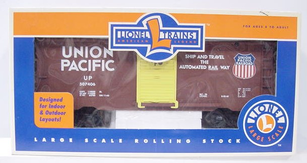 Lionel 8-87016 Union Pacific Boxcar w/Plastic Wheels