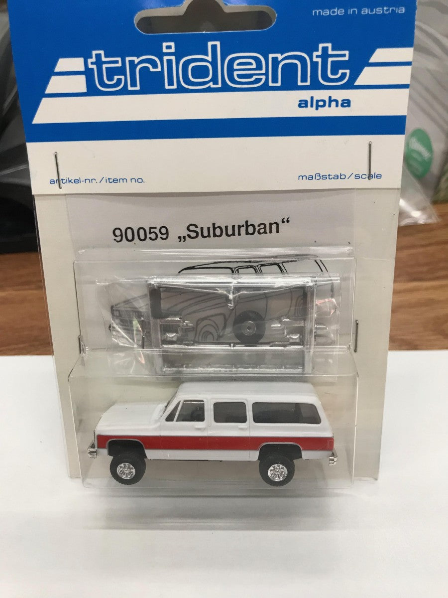 Trident Miniatures 90059 HO Suburban 2-tone White w Red Trim