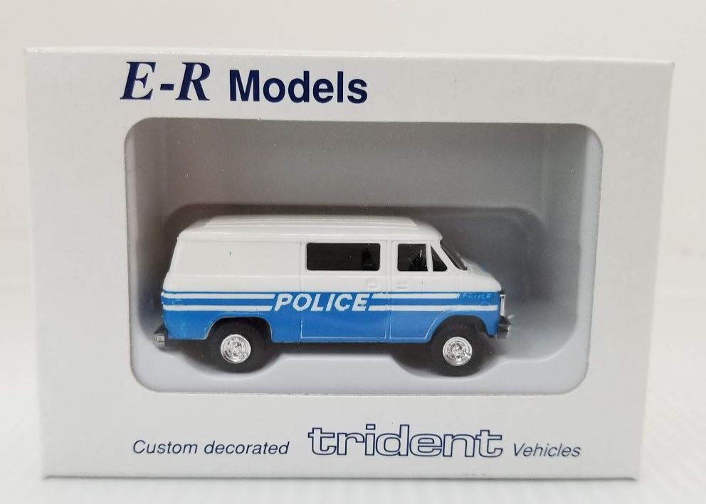 E-R Models 040-90953 HO 1:87 NYC Police 1-Window Van