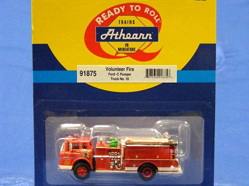 Athearn 91875 HO Volunteer Short Ford C Fire Truck #10 - RTR