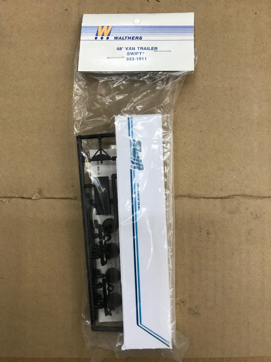 Walthers 933-1911 HO Scale Swift 48' Van Trailer Kit