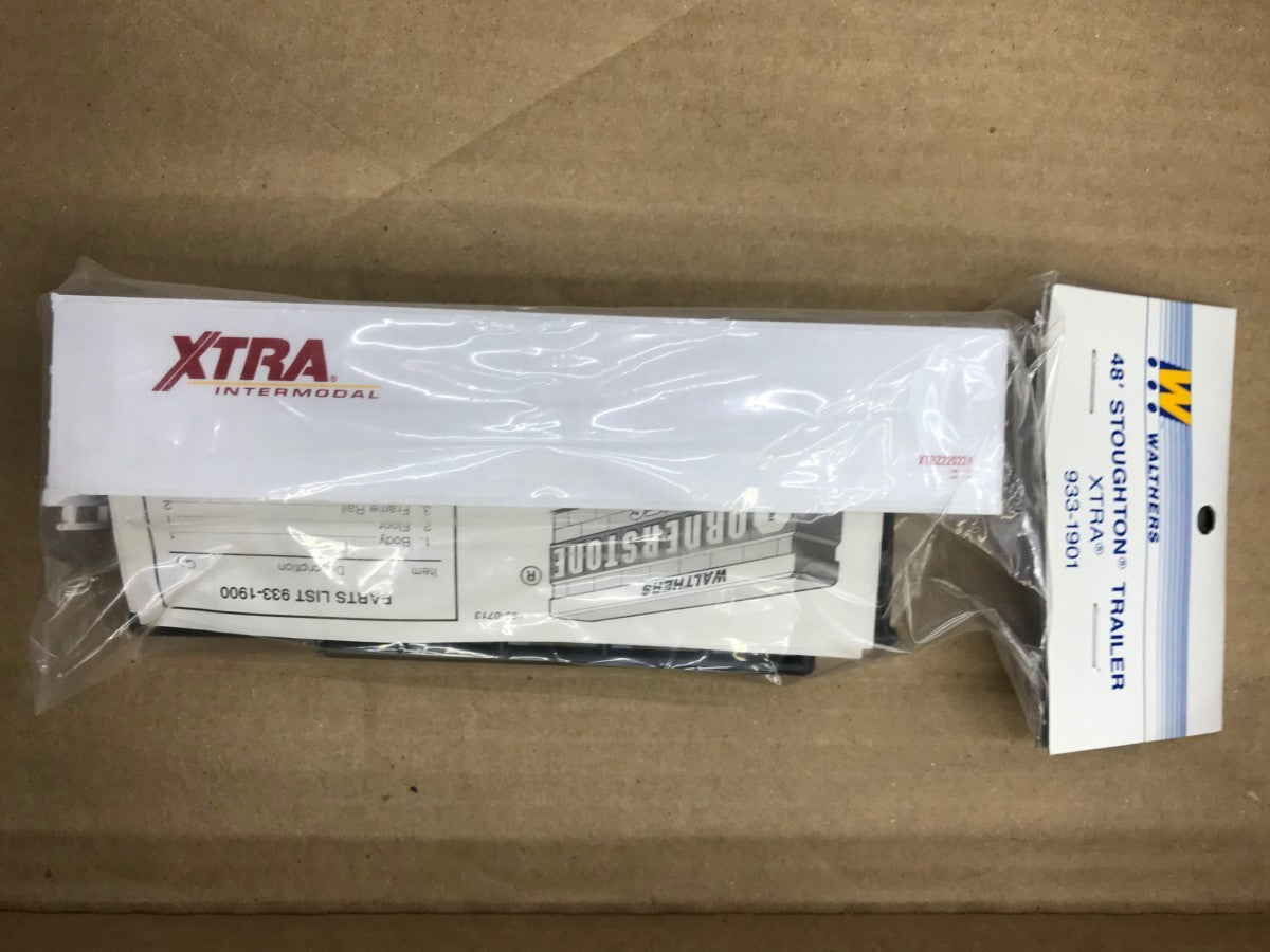 Walthers 933-1901 HO XTRA Intermodal 48' Stoughton Trailer Plastic Kit