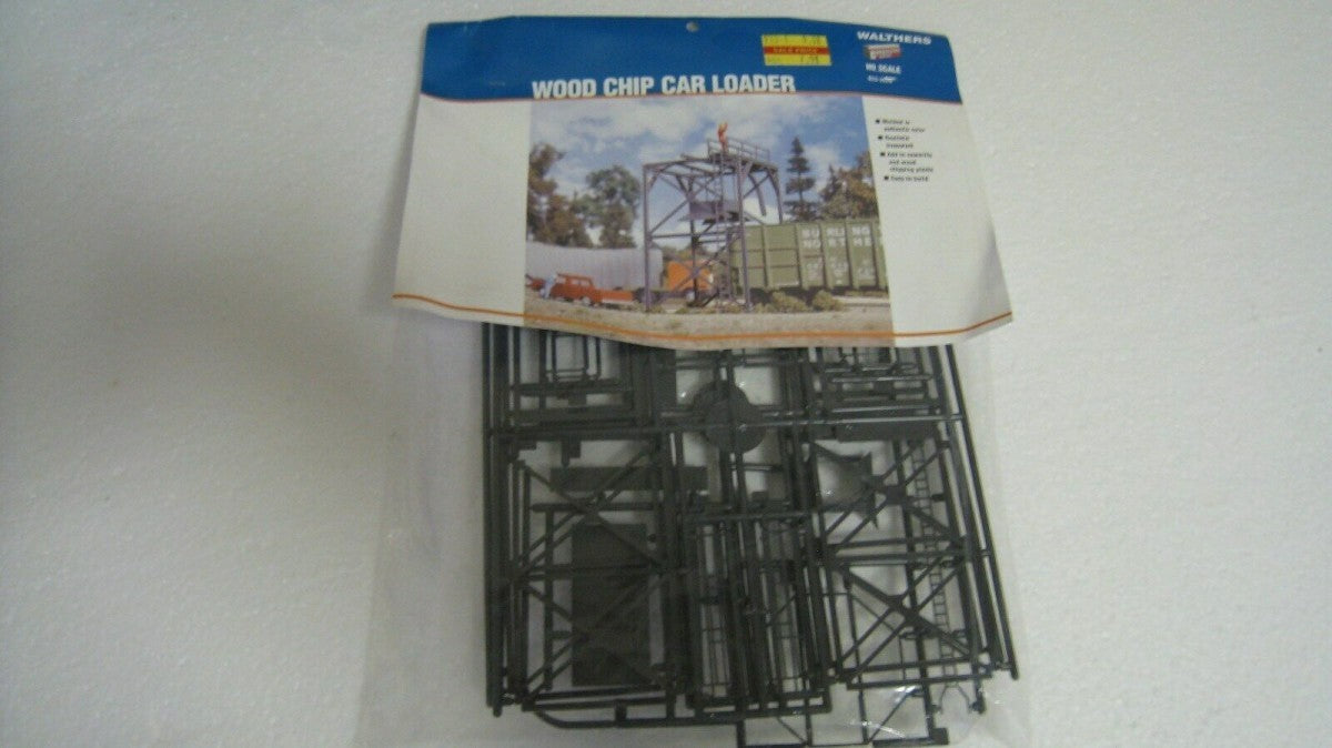 Walthers 933-3526 HO Wood Chip Car Loader Building Kit