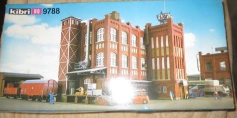 Kibri B-9788 HO Warehouse Factory Complex Deluxe Building Kit