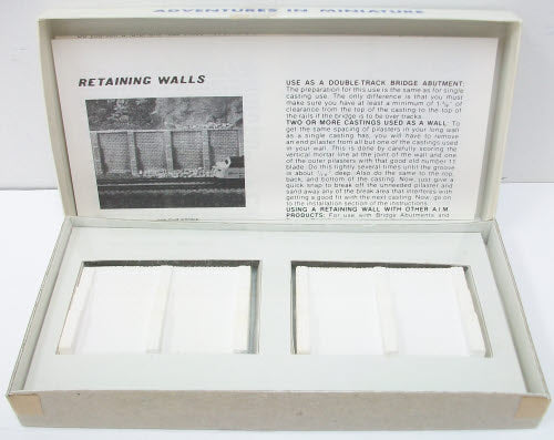 AIM 206 N Scale Cut Stone Retaining Walls (2)